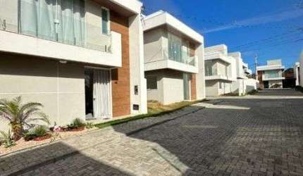 Casa com area verde de 4 quartos com 3 suítes em Abrantes / Camaçari BA em Res. Costa dos Coqueiros