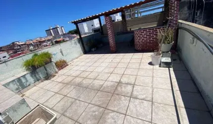 Cód. 443/11044 Costa Azul Cobertura 4/4 sendo duas suítes com Piscina