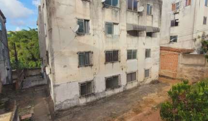 Cód. 75 Vale dos Lagos 2/4 Térreo Reformado na Rua G