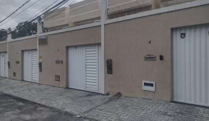 Cód. 555 Lauro Casa com 4/4 sendo 3 suítes em Pitangueiras