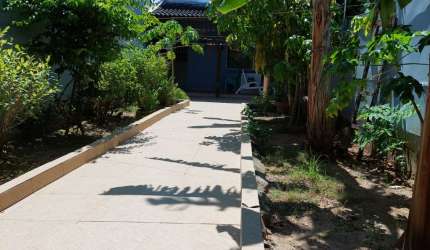 Cód. 260 Stella Maris Casa Triplex com 4/4 sendo 2 suítes