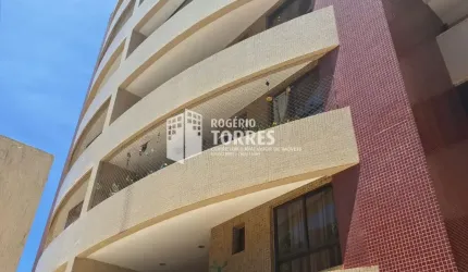 Apartamento a venda de 3/4, 1 suíte + dependência e 2 garagens no PITUBA VILLE