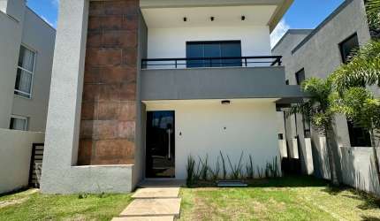 Casa em Condominio em Abrantes- 4/4 e 3  com suíte