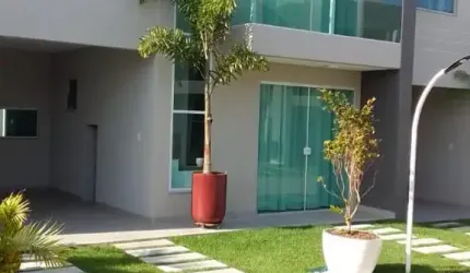 Casa duplex em Ipitanga