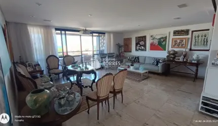 Apartamento a venda de 3 suítes + dependência, nascente e andar alto e com 4 vagas no Rio Vermelho