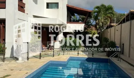 Casa duplex a venda de 6/4, 2 suítes, área gourmet com piscina e garagem 8 carros na PEDRA DO SAL