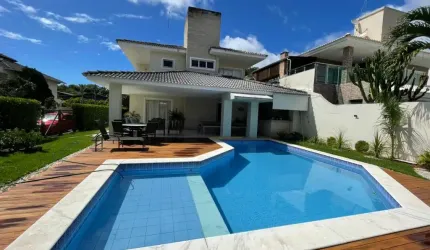 Casa em condomínio Estrada do Coco