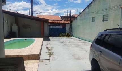 Casa com 2 quartos, Loteamento Residencial Carangola - Pindamonhangaba