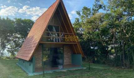 Casa chalé com 1 quarto à Venda, Goiabal - Pindamonhangaba