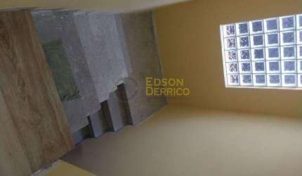 Sobrado com 2 dormitórios à venda, 210 m² por R$ 280.000 - Conjunto Habitacional Terra dos Ipês W - Pindamonhangaba/SP