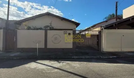 Casa com 3 dormitórios à venda, 191 m² por R$ 320.000 - Campo Alegre - Pindamonhangaba/SP