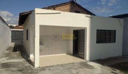 Casa com 2 dormitórios à venda, 68 m² por R$ 230.000,00 - Jardim Eloyna - Pindamonhangaba/SP
