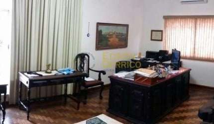 Casa com 3 dormitórios à venda, 286 m² por R$ 800.000,00 - Centro - Pindamonhangaba/SP