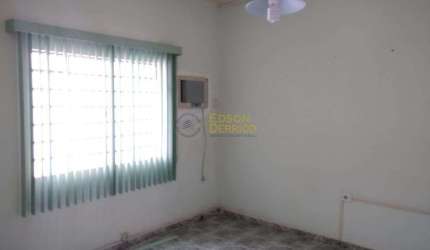 Casa com 2 dormitórios à venda, 109 m² por R$ 380.000,00 - Centro - Pindamonhangaba/SP