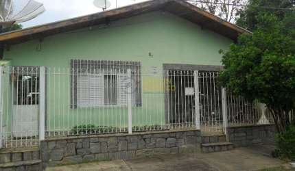 Casa com 4 dormitórios à venda, 200 m² por R$ 800.000,00 - Centro - Pindamonhangaba/SP