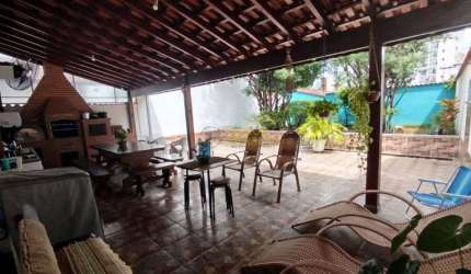 Casa com 3 quartos à Venda, Crispim - Pindamonhangaba