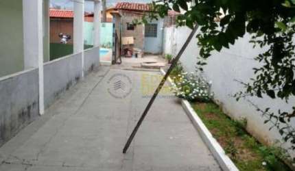 Sobrado com 3 dormitórios à venda, 180 m² por R$ 580.000,00 - Bela Vista - Pindamonhangaba/SP