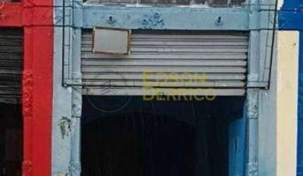 Ponto para alugar por R$ 1.575/mês - Centro - Pindamonhangaba/SP