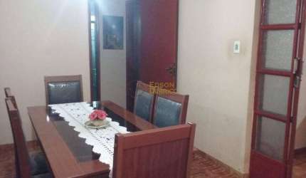 Casa residencial à venda, São Benedito, Pindamonhangaba.