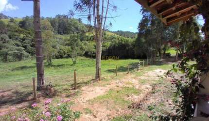 Sítio com 2 dormitórios à venda, 193600 m² por R$ 1.600.000,00 - Zona Rural - Lagoinha/SP