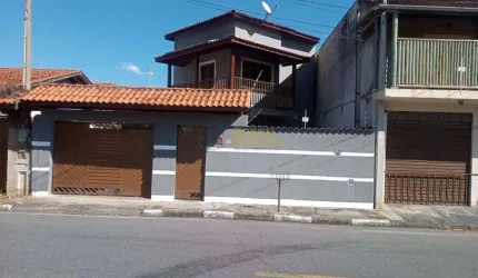 Sobrado com 3 quartos à Venda, Jardim Rosely - Pindamonhangaba