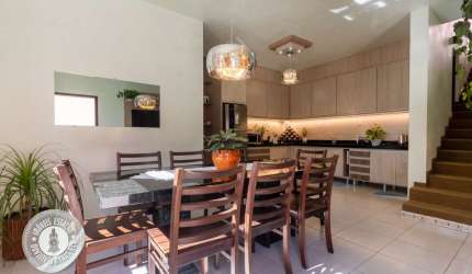Casa com 5 quartos à venda no Centro, Blumenau , 252 m2 por R$ 899.000