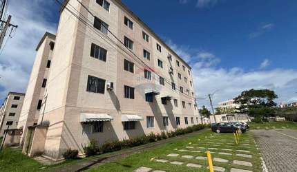 Apartamento à venda no Condomínio Residencial Viena Bairro Novo Camaçari