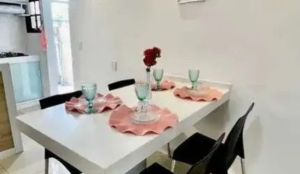 Apartamento com 2 quartos à venda na Bairro Taperapuan, 5671, Praia De Taperapuan, Porto Seguro, 70 m2 por R$ 600.000