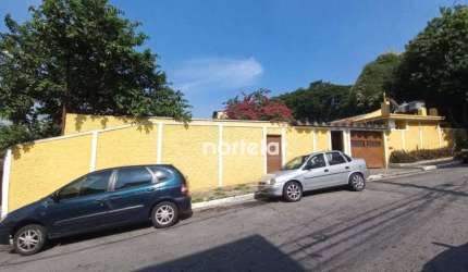 Casa com 4 dormitórios à venda, 200 m² por R$ 700.000 - Vila Iório - São Paulo/SP..