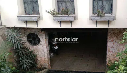 Excelente oportunidade Sobrado Horto Florestal 258 metros de construção com 3 dormitórios sendo 1 suíte, 3 vagas.