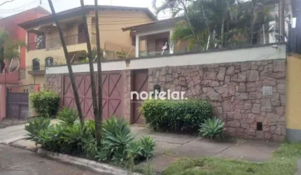 Excelente sobrado de alto padrão à venda no City América
