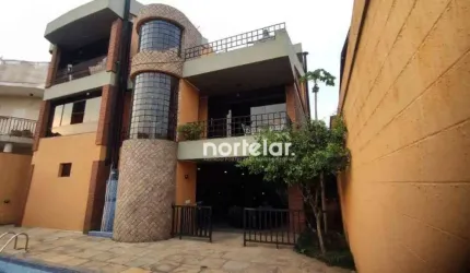 Excelente sobrado de alto padrão à venda no City América