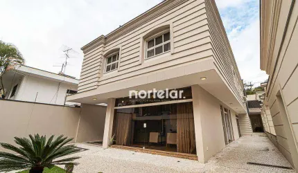 Propriedade de altíssimo padrão com 1182m2  com 3 suítes, (1 americana) academia completa, piscina e quadra de tênis profissional em Pinheiros.