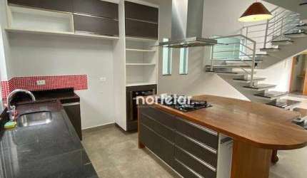 Sobrado, localizado no bairro Conjunto Residencial Vista Verde