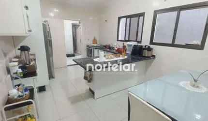 Sobrado com 3 suítes à venda, 165 m² por R$ 819.000 - Vila São Vicente - São Paulo/SP