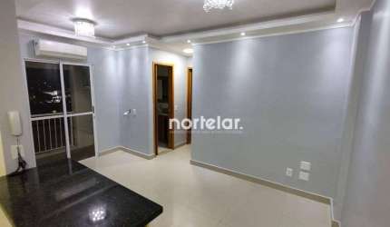 APARTAMENTO COM SACADA | 2 QUARTOS | 1 BANHEIRO | AR-CONDICIONADO | COND COMPLETO