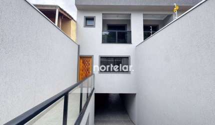 Sobrado Exclusivo – Conforto, Estilo e Localização Privilegiada!  Detalhes do Imóvel: 	•	2 dormitórios: Espaços amplos e bem distribuídos, perfeitos p