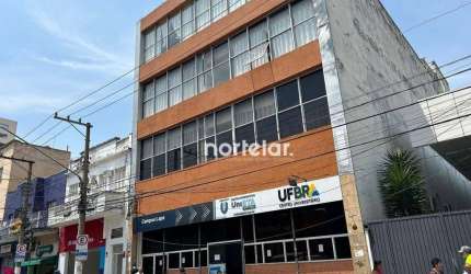 Prédio comercial próxima a Rua Doze de Outubro Lapa.