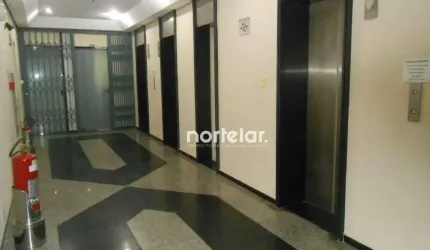 Sala comercial localizada Av. Francisco Matarazzo.