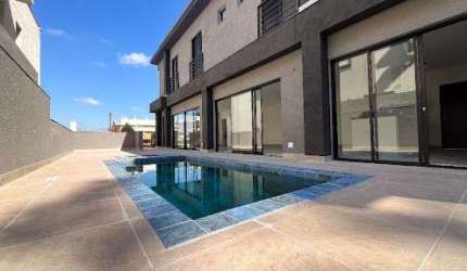 Sobrado com 4 dormitórios à venda, 280 m² por R$ 2.300.000,00 -  Alphaville - Santana de Parnaíba/SP