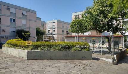 Apartamento com 2 dormitórios à venda, 46 m² por R$ 219.000,10 - Cristal - Porto