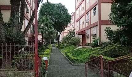 LINDO APARTAMENTO SEMI-MOBILIADO NA TRAV. ESCOBAR