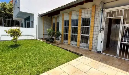 LINDA E CONFORTAVEL CASA TERREA