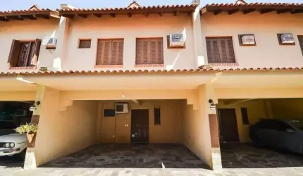 BARBADÃO LINDA E AMPLA RESID. EM CONDOMINIO NO CORAÇÃO DO BAIRRO IPANEMA