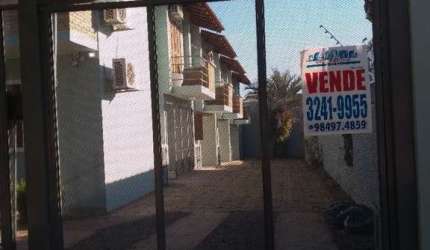 Casa com 3 dormitórios à venda, 118 m² por R$ 379.000,00 - Camaquã - Porto Alegr