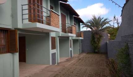 Casa com 3 dormitórios à venda, 118 m² por R$ 379.000,00 - Camaquã - Porto Alegr