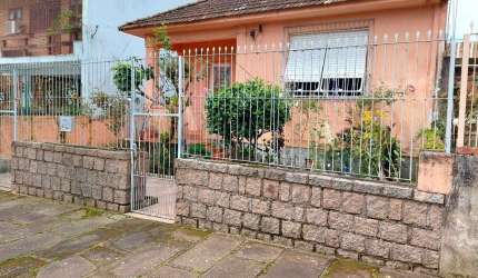 Casa com 3 dormitórios Teresópolis