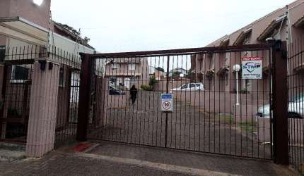 SOBRADO EM CONDOMINIO (BARBADAO)