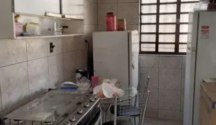 Casa com 3 quartos à venda na Rua Sinfrônio de Souza e Silva, 34, Fonte Grande, Contagem por R$ 380.000