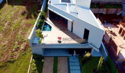 Casa alto padrão com 254m², 4 quartos/suítes à venda no Condomínio Alphaville 3 em Ribeirão Preto/SP I Imobiliária Brioni imóveis